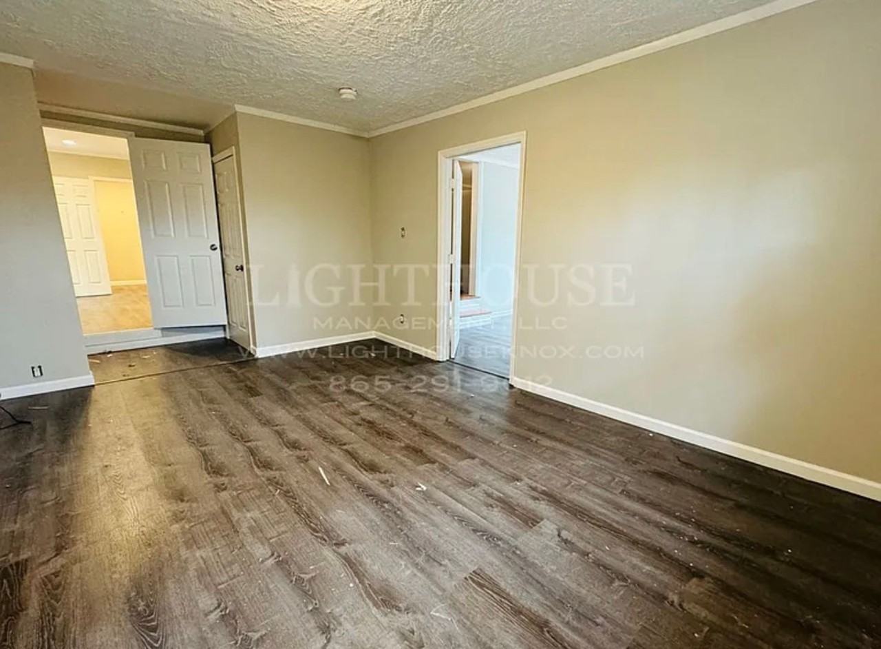 1505 Rambling Rd - Photo 6 of 18