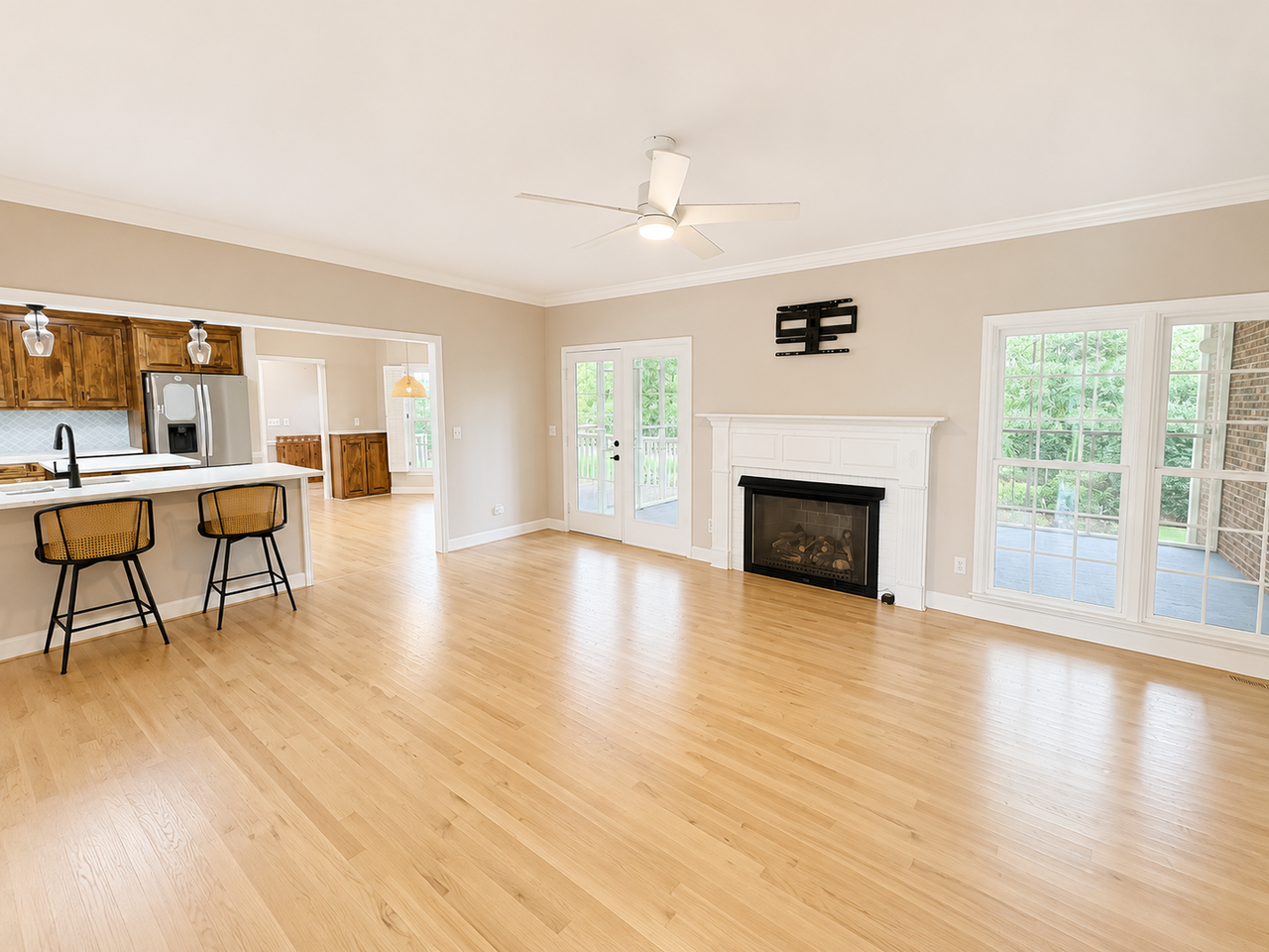 202 Mallowrose Ln - Photo 6 of 25