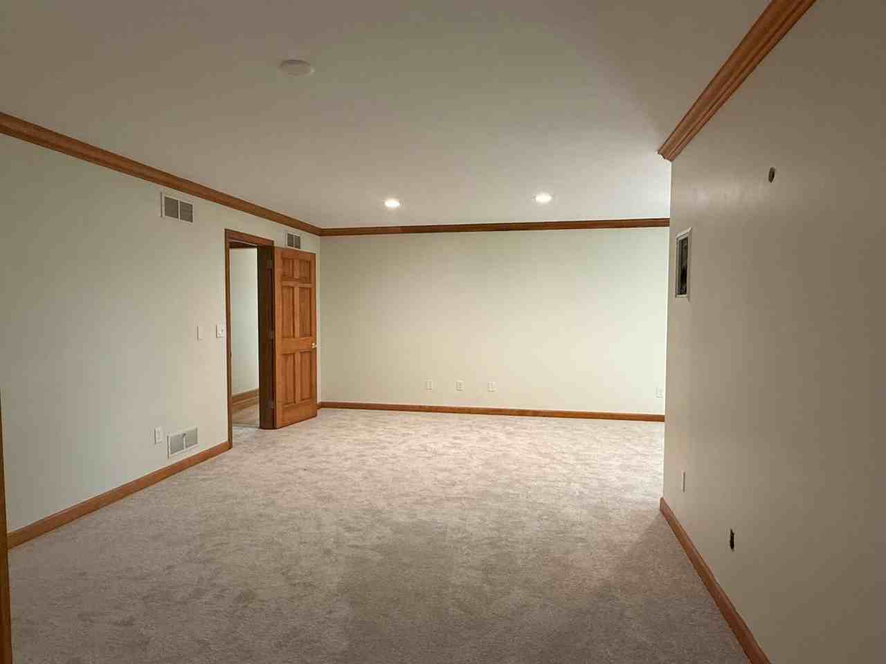 5201 Karrington Dr - Photo 6 of 19