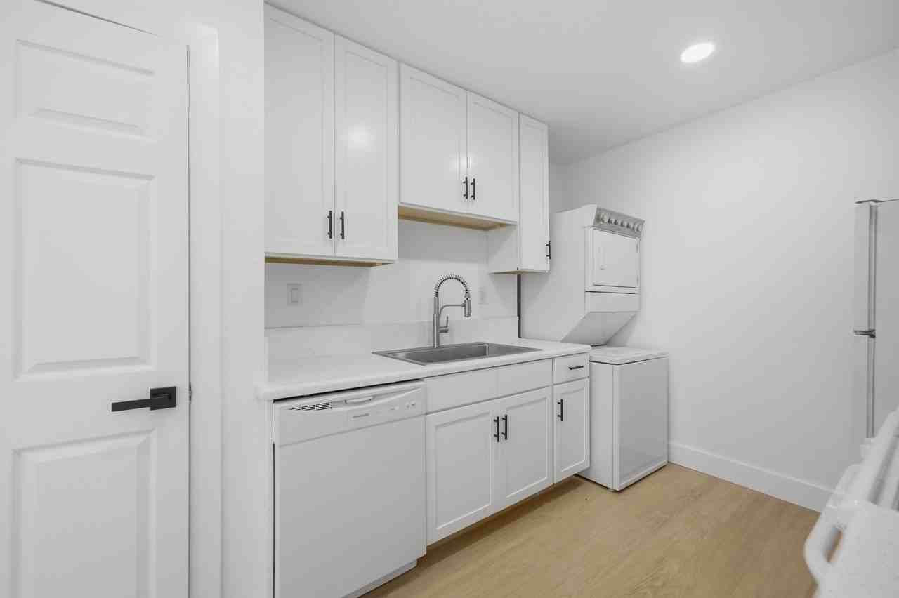 1040 W 165th Pl #3 - Photo 6 of 22