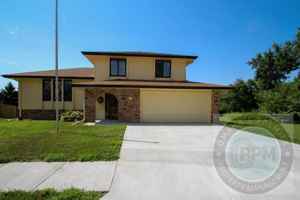 featured image of 5614 N 116th Avenue Cir