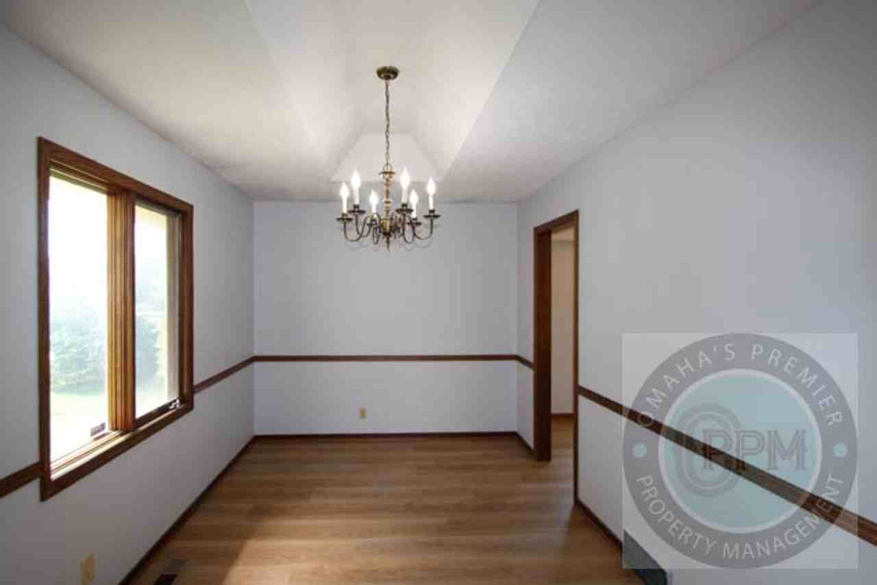 5614 N 116th Avenue Cir - Photo 5 of 39