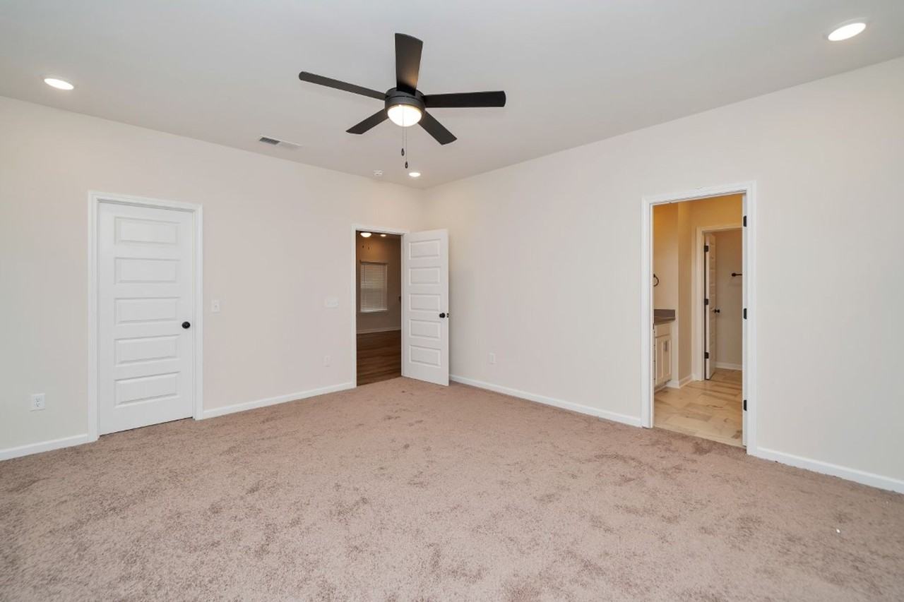 2241 Headrick Rd - Photo 7 of 18