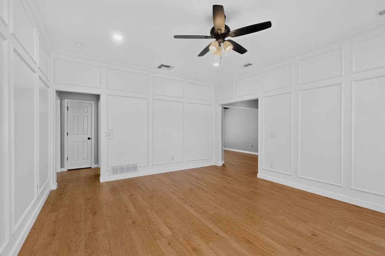 3933 Alto Ave - Photo 6 of 45