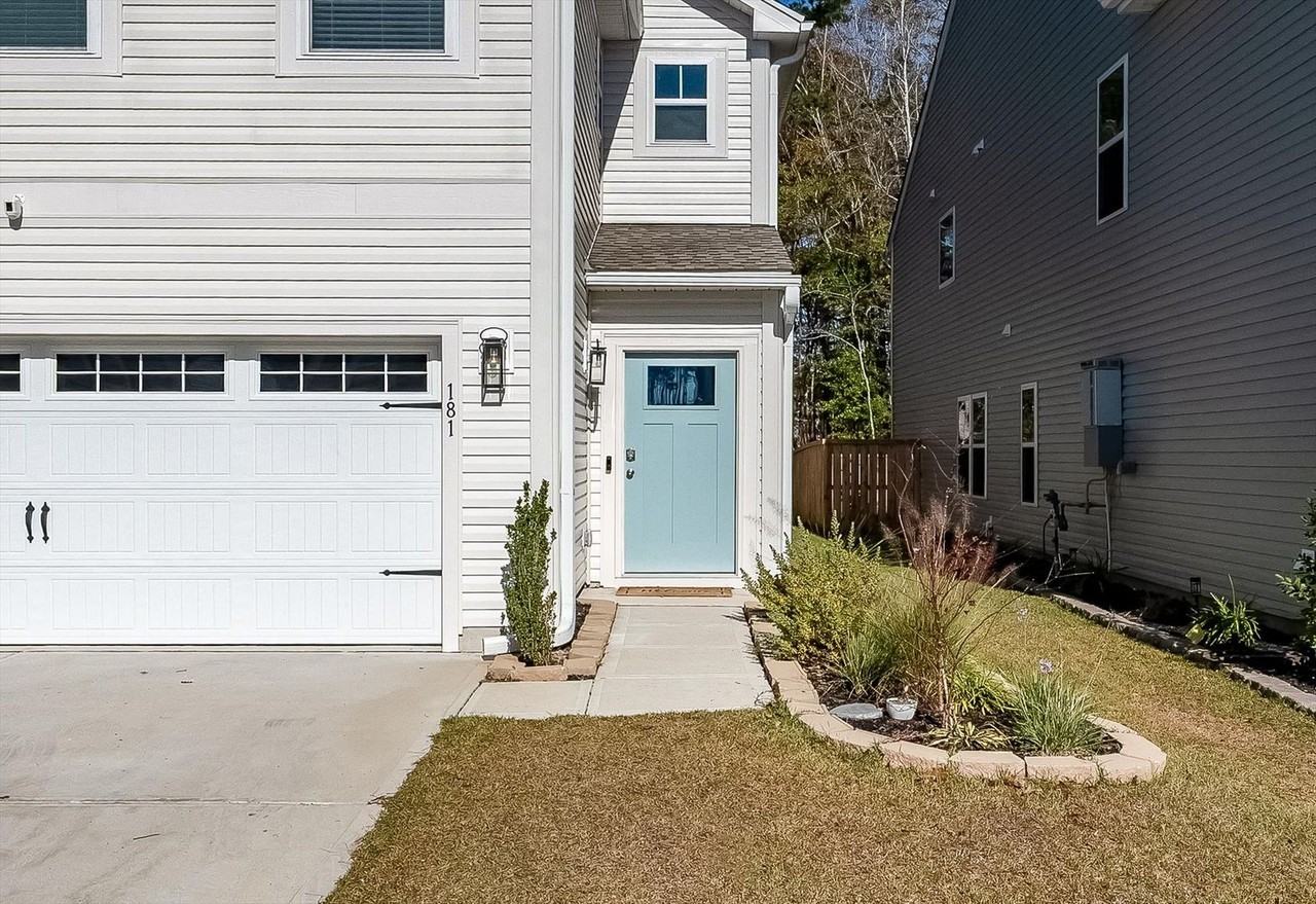 181 Surfbird Rd - Photo 3 of 44