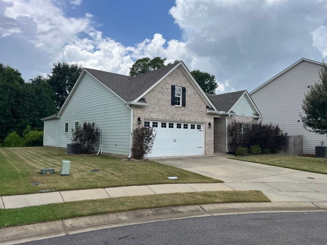 22725 Duffee Ln - Photo 2 of 20