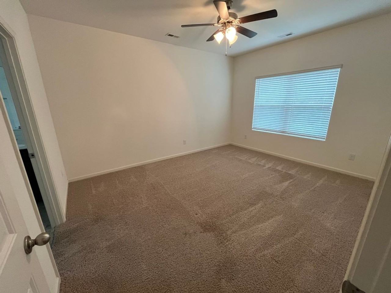 22725 Duffee Ln - Photo 7 of 20