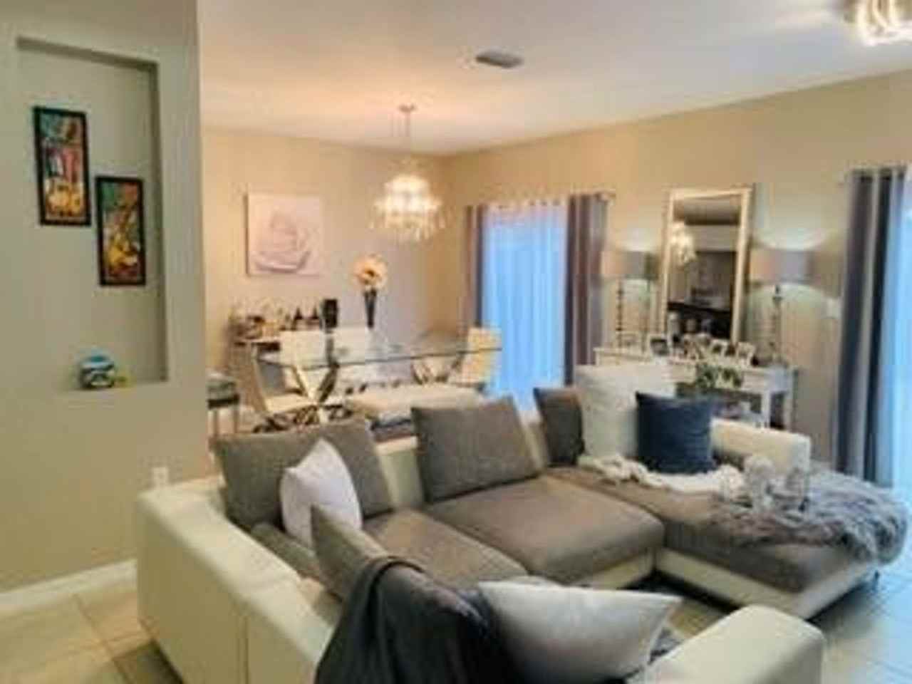 4948 Sw 136th Ave - Photo 3 of 14