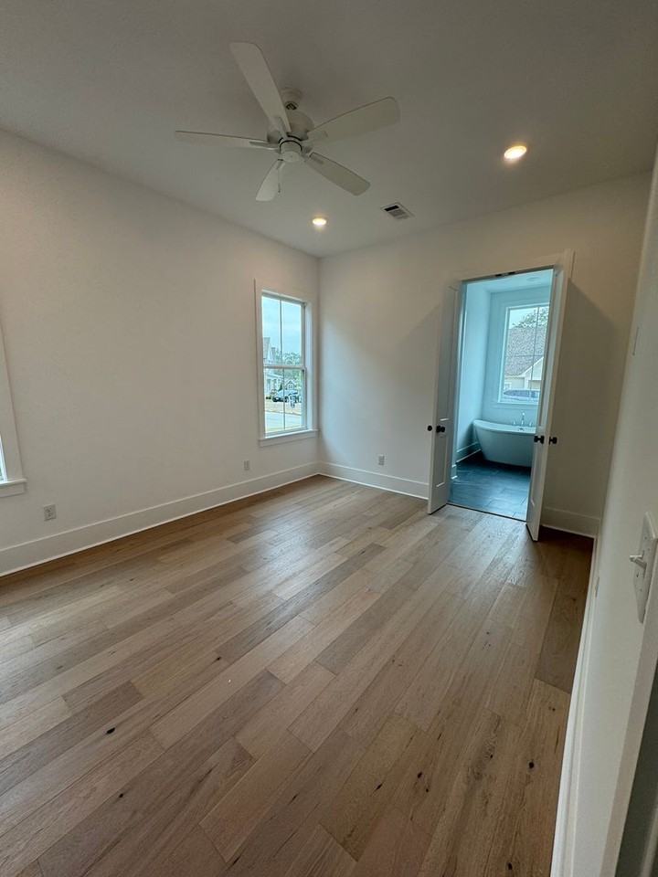 806 Lilla Ln - Photo 5 of 9