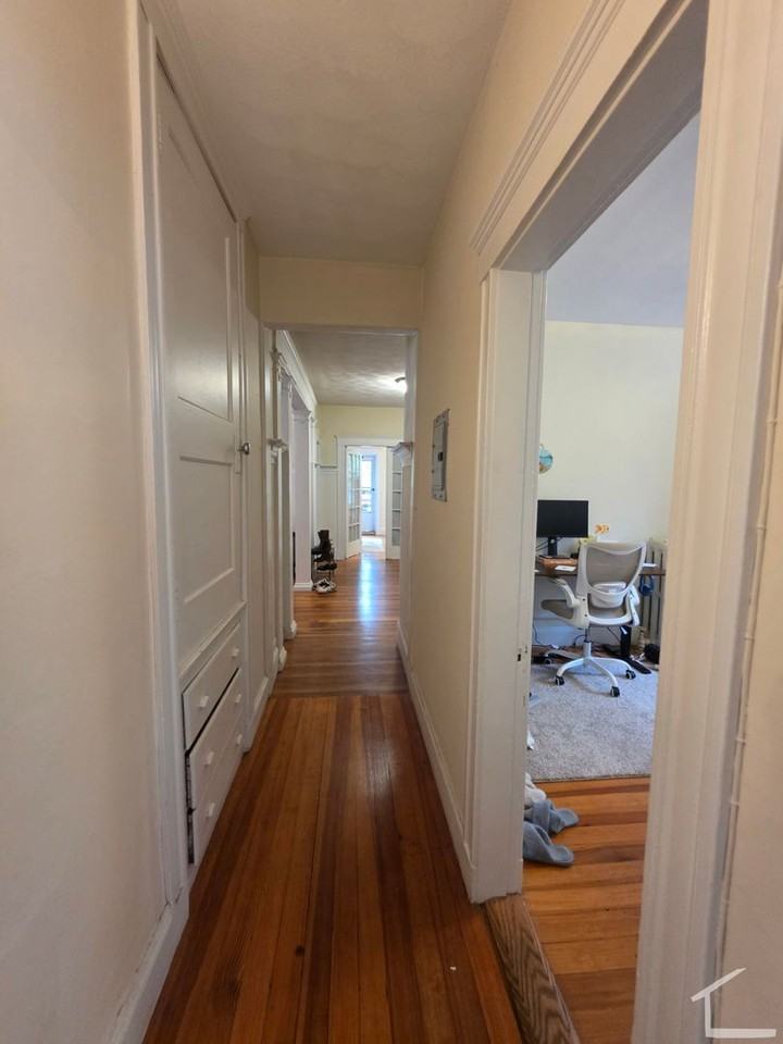 21 Rawson Rd - Photo 7 of 12