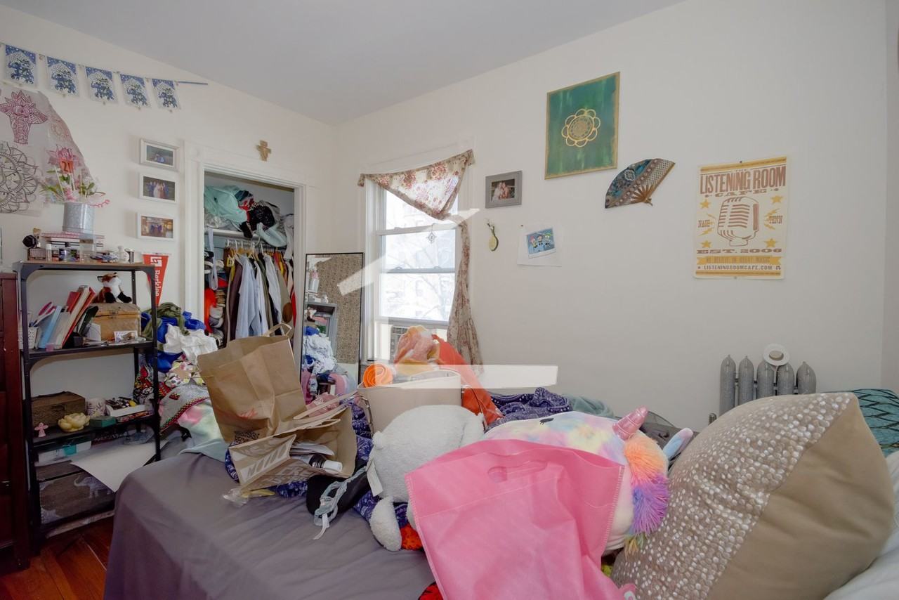 70 Quint Ave - Photo 6 of 11