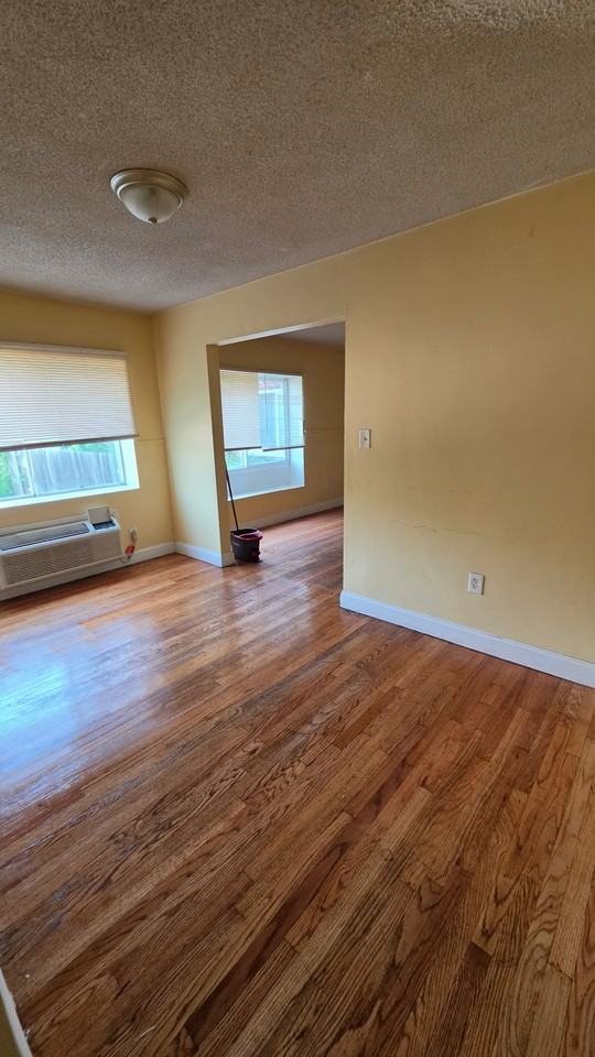 3700 Pasadena St #2 - Photo 5 of 8