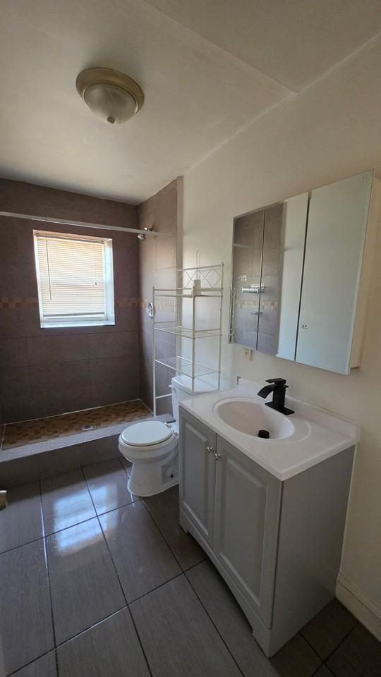 3700 Pasadena St #2 - Photo 6 of 8