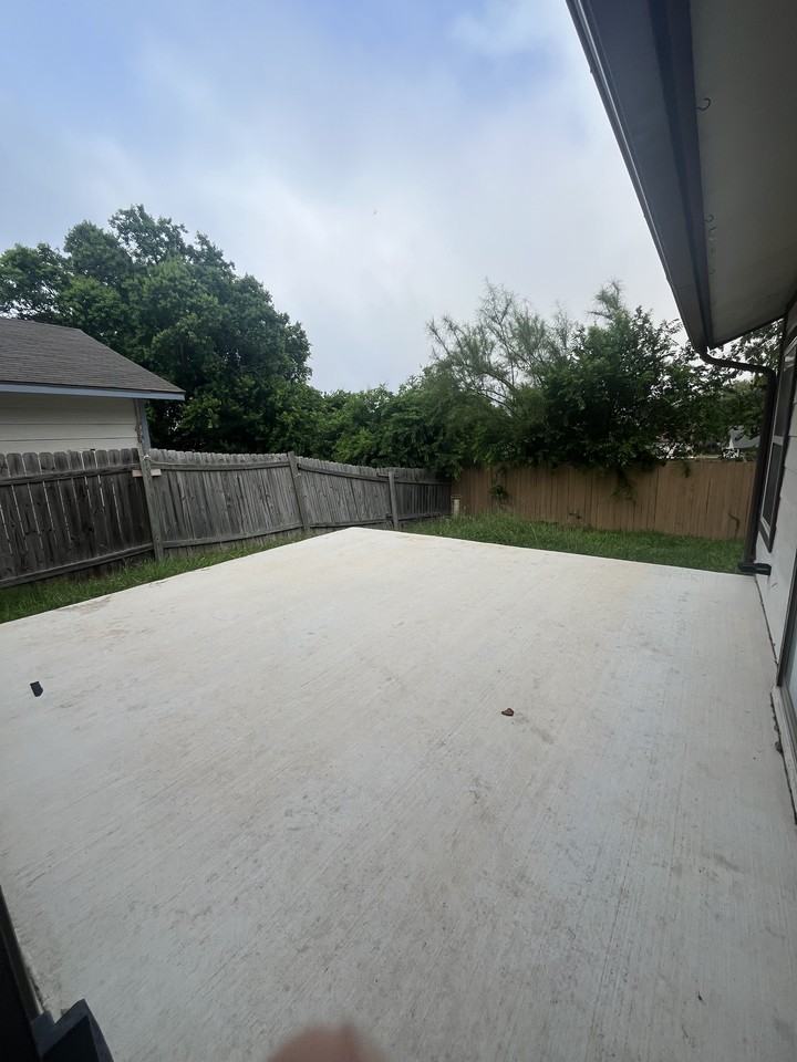 7986 Wayside Trl - Photo 6 of 21