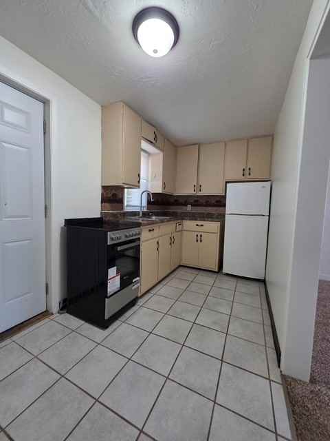 702 8th Ave N #710 - Photo 6 of 16