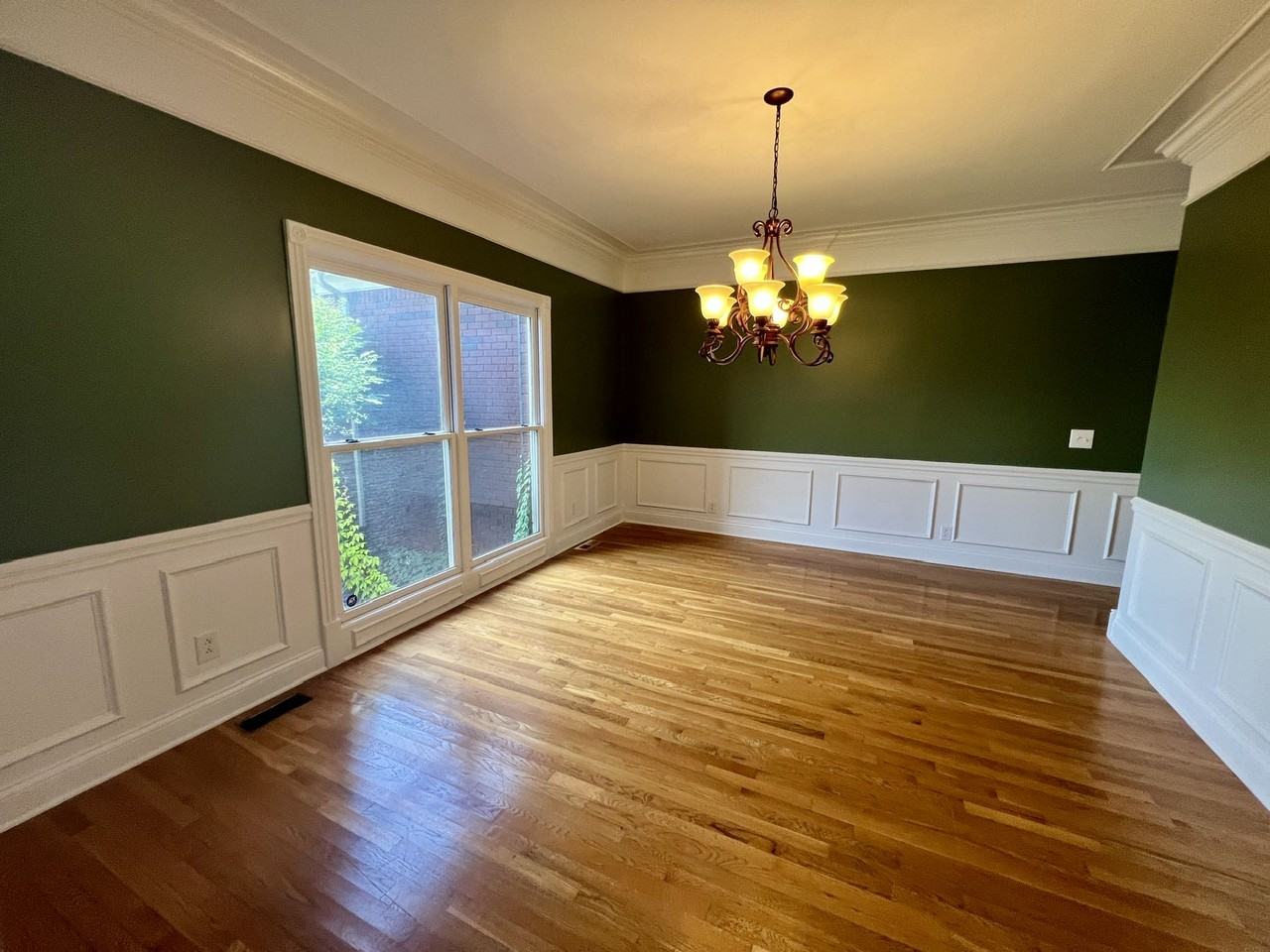 2903 Saint Johns Dr - Photo 6 of 43