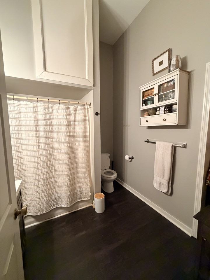 140 Main St #34 - Photo 5 of 11