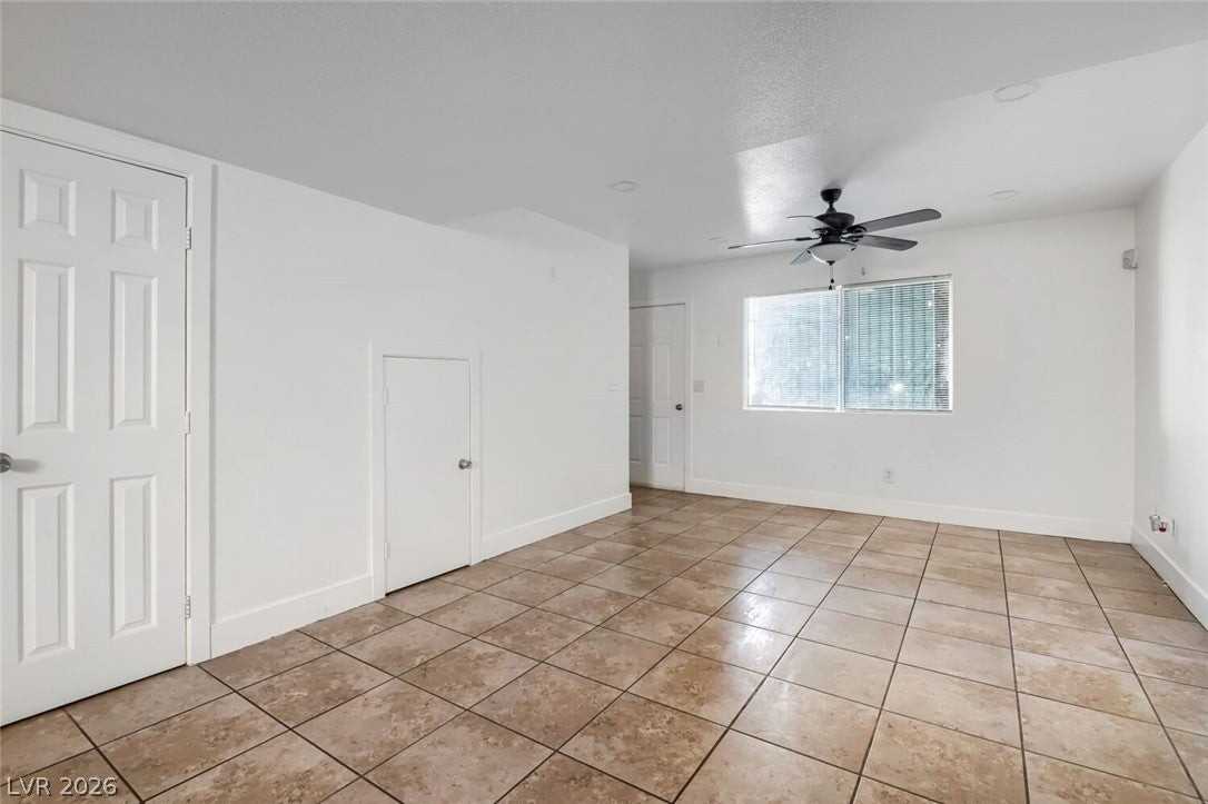 3501 Rio Robles Dr - Photo 2 of 11