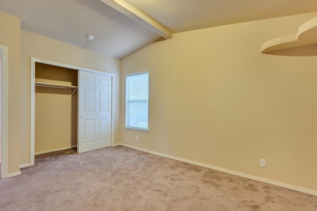 3925 Hueco Valley Dr - Photo 5 of 34