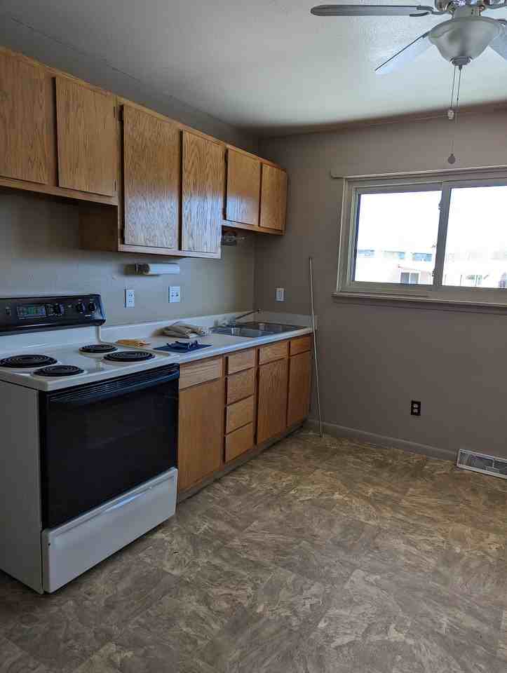 1959 N 9th St #1 - Photo 5 of 10