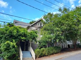 featured image of 208 Williams St #1