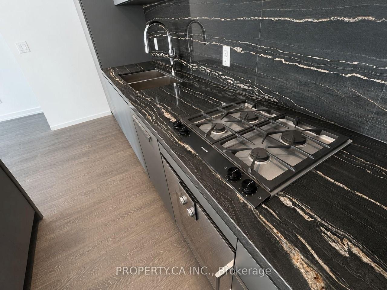 1315 Bay Street #2002 - Photo 5 of 27