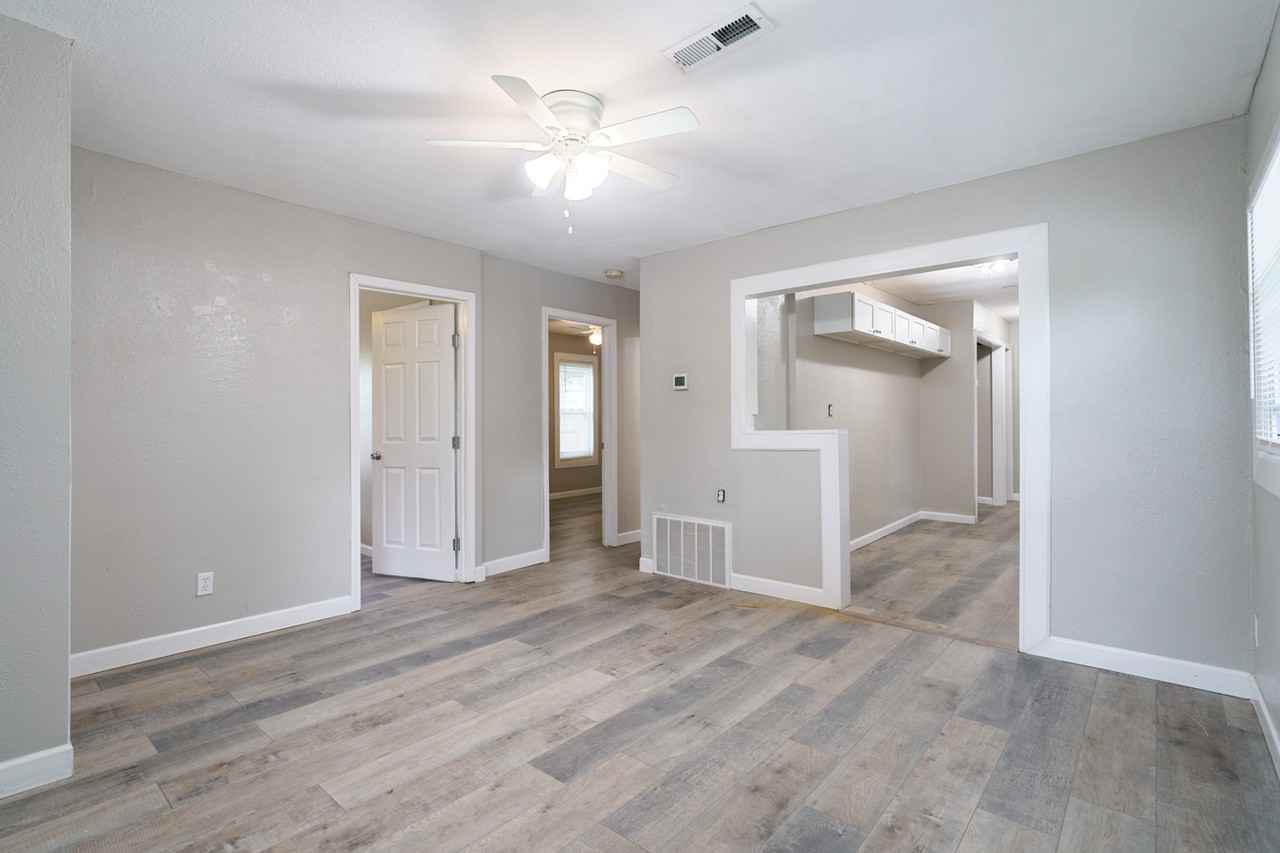 4005 White St - Photo 2 of 13