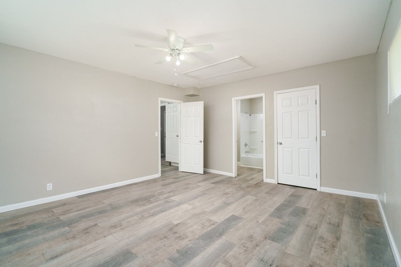 4005 White St - Photo 7 of 13