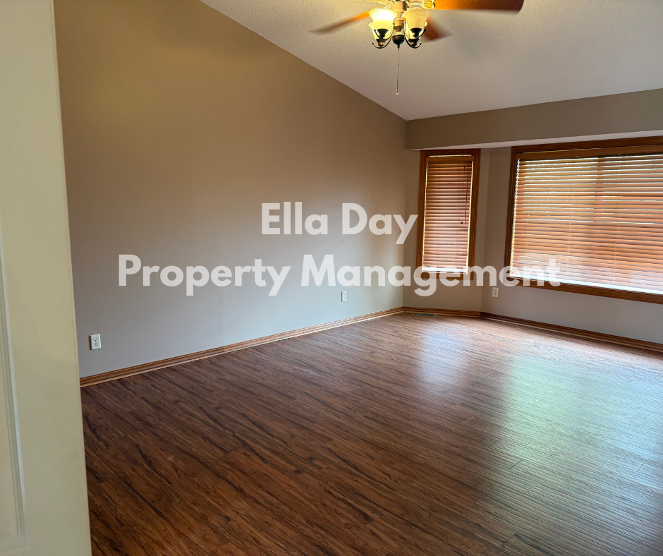 3025 N Triple Creek Dr #1 - Photo 7 of 10