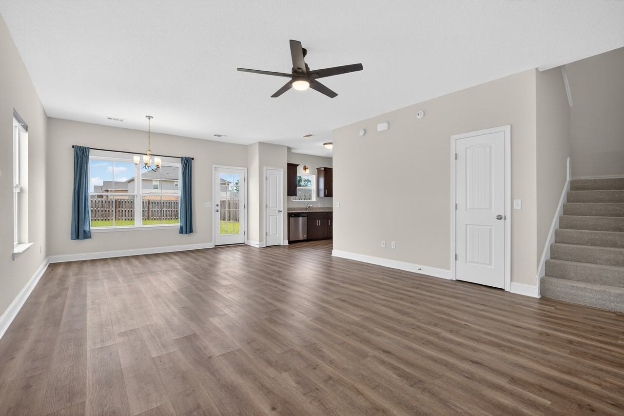 100 Centennial Ct #1 - Photo 4 of 27