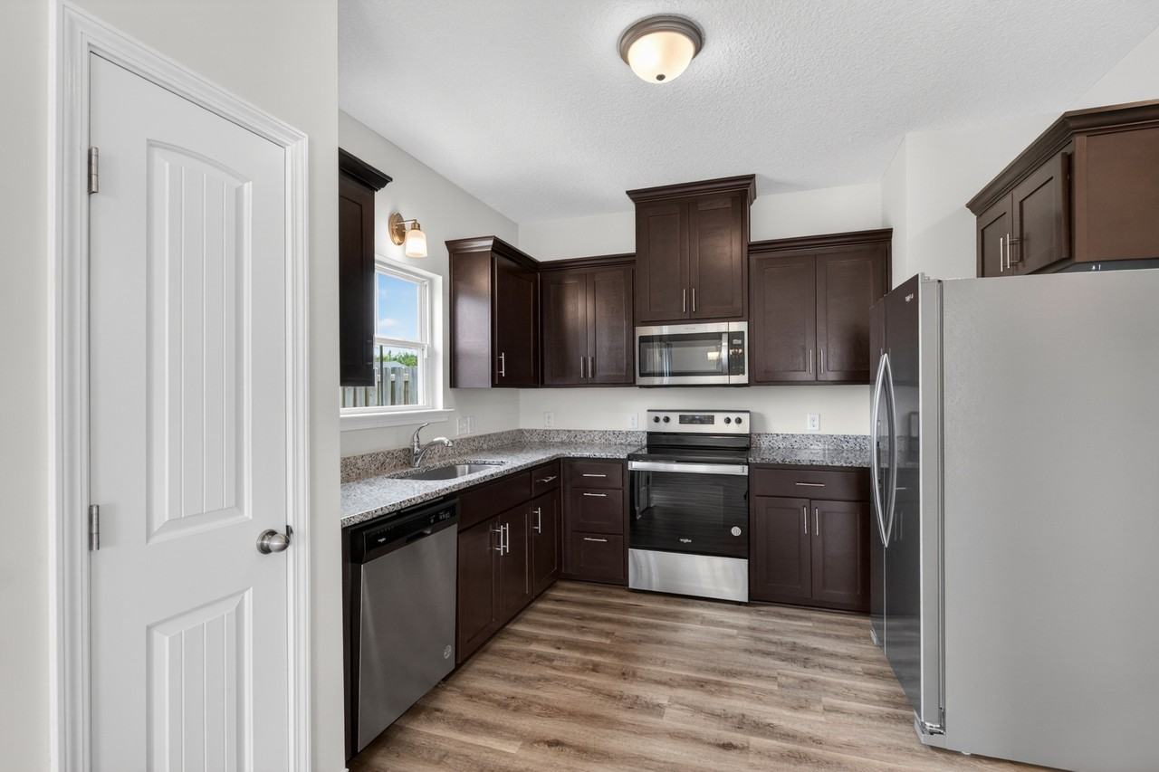 100 Centennial Ct #1 - Photo 7 of 27