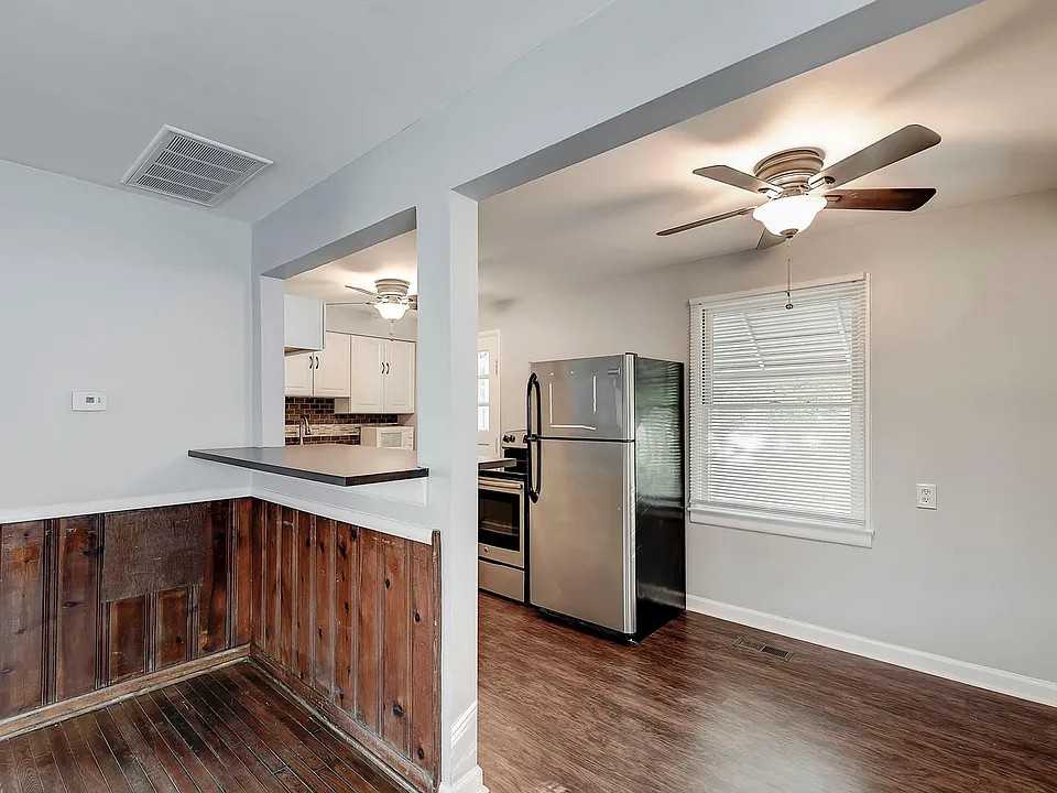 4449 Kingsley Dr #4449 - Photo 4 of 14