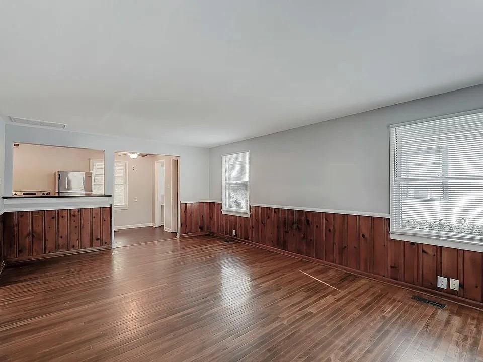 4449 Kingsley Dr #4449 - Photo 7 of 14