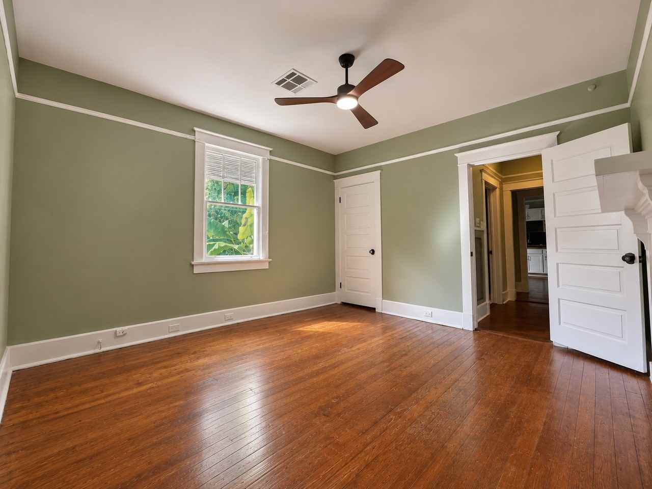 2627 Laharpe St #1 - Photo 5 of 14
