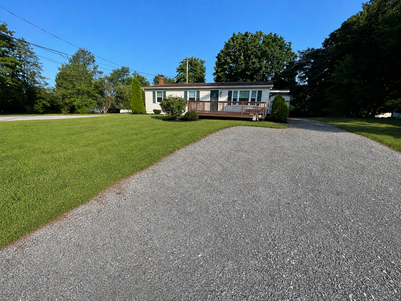 85 Cemetery Avenue - Photo 4 of 24