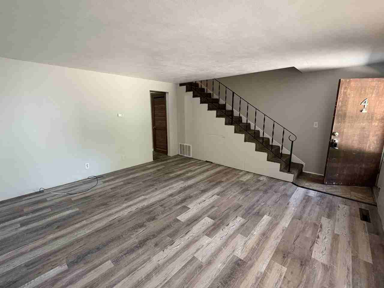760 East Shore Drive #4 - Photo 5 of 12