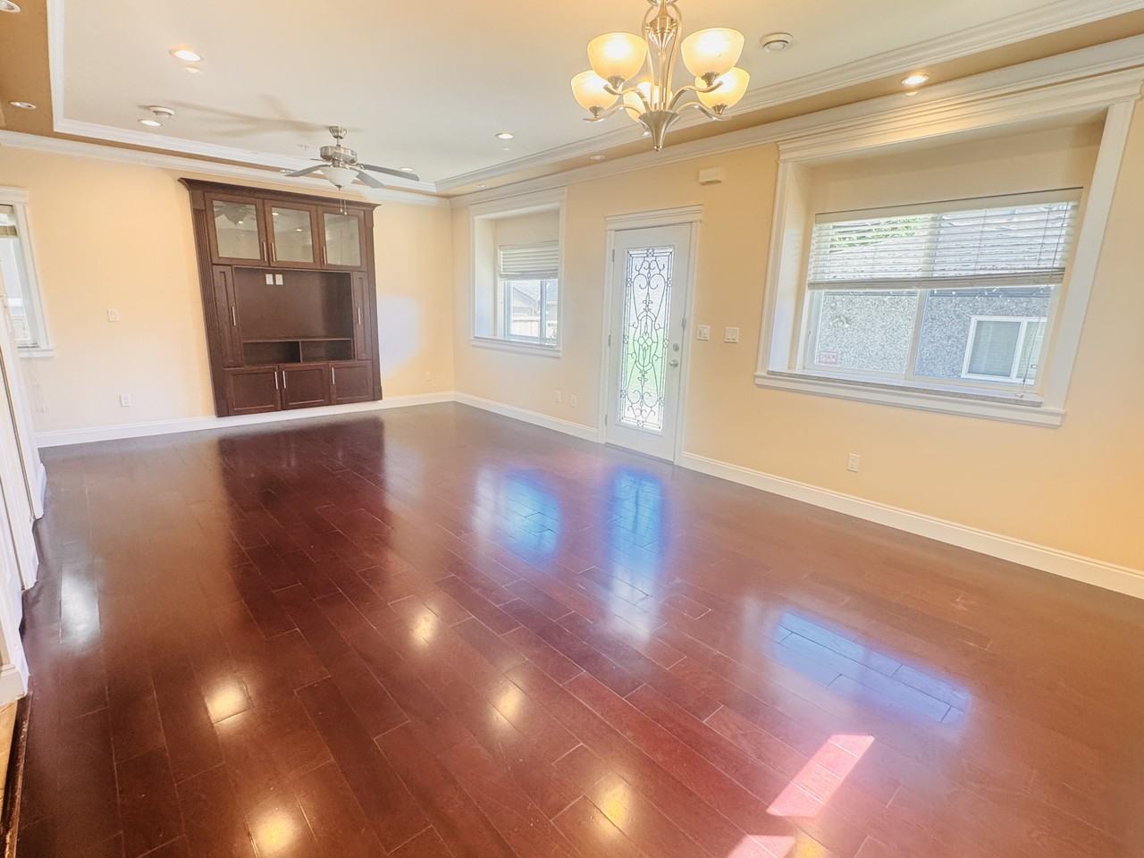 700 West 68th Avenue - Photo 4 of 20