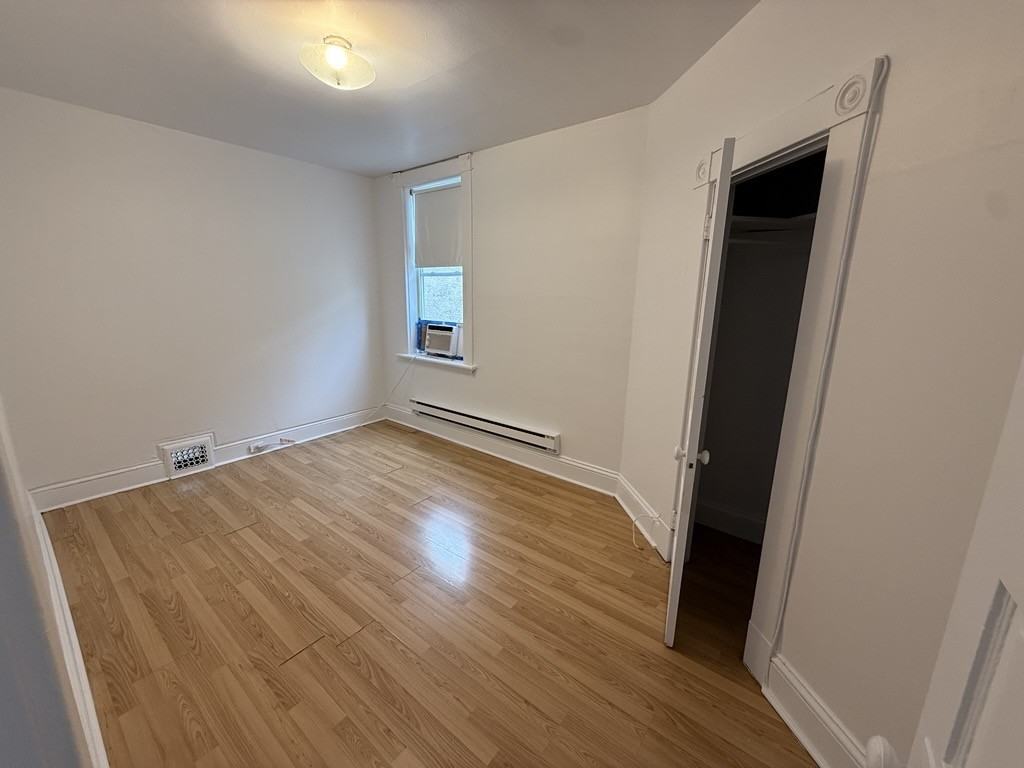 89 Lower Charlotte Street #2 - Photo 4 of 9