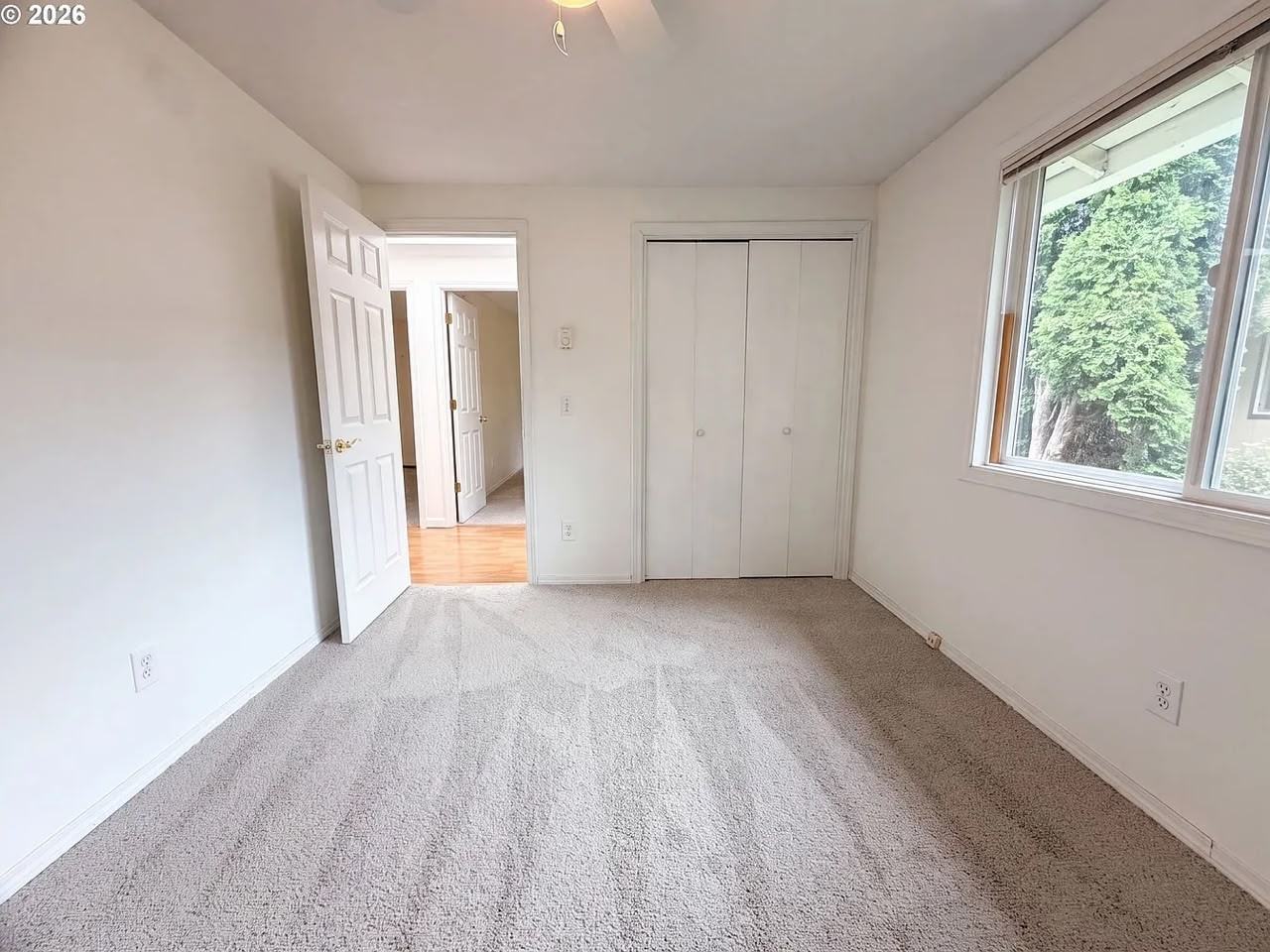 2908 Northeast 103rd Avenue - Photo 3 of 9