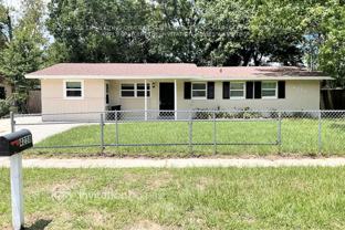 4238 Sabine Dr - Photo 1 of 1