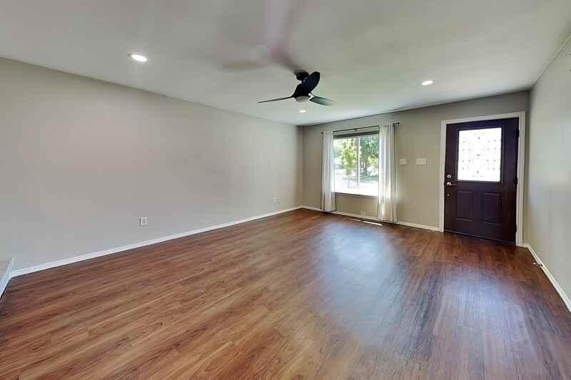 3100 Fairgate Dr - Photo 2 of 16
