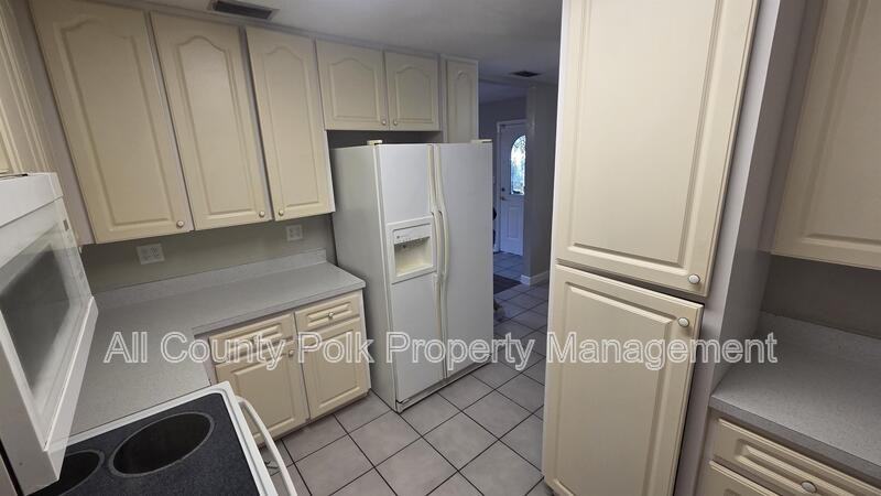 1636 Terry Rd - Photo 6 of 13