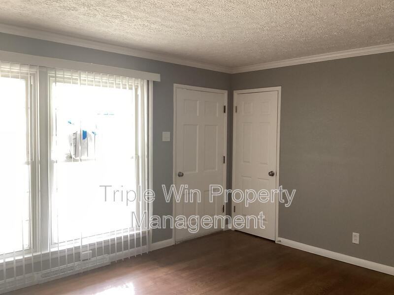 563 Apex Dr - Photo 5 of 37