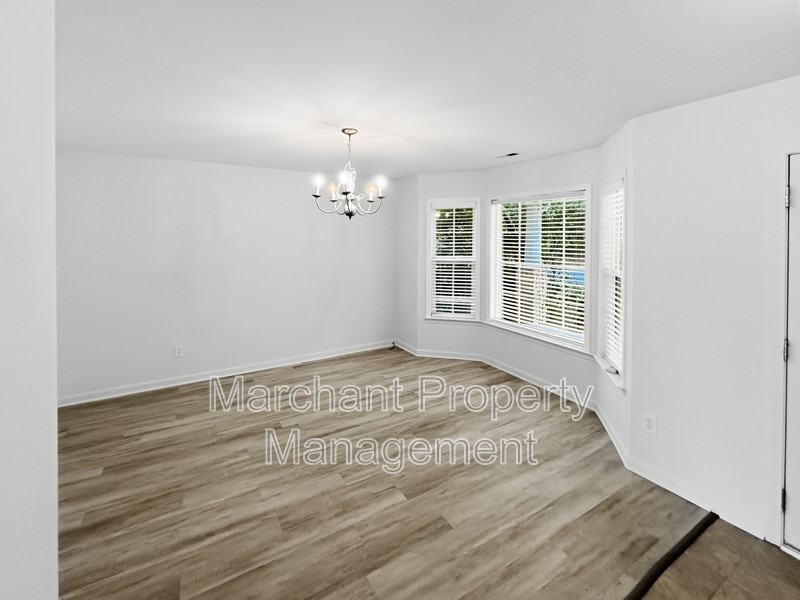 52 Cardinal Creek Dr - Photo 4 of 24
