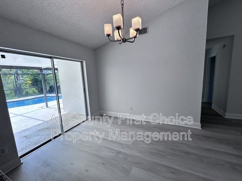 12733 Gorda Cir E - Photo 3 of 27