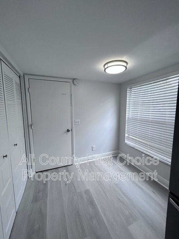 12733 Gorda Cir E - Photo 6 of 27