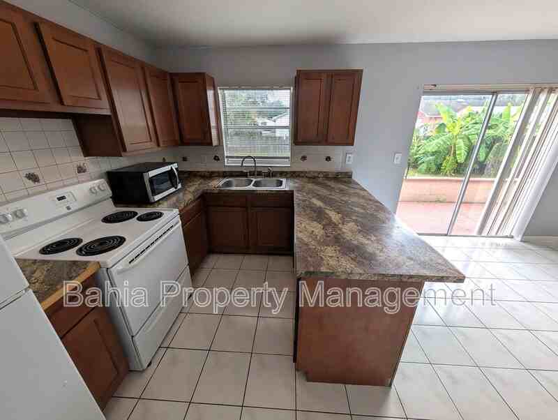 1803 E Humphrey St - Photo 6 of 16