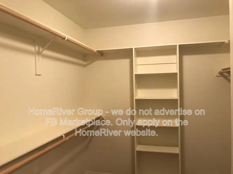 3017 N Hickory St - Photo 5 of 10
