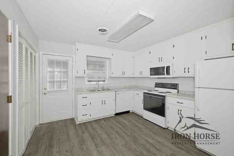 126A Greenwood Dr - Photo 6 of 20