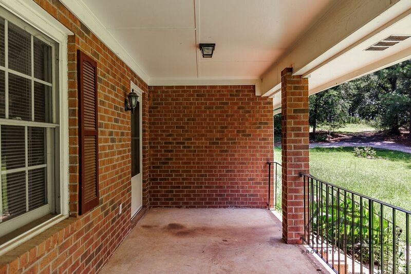 8671 Macon Hwy - Photo 2 of 41